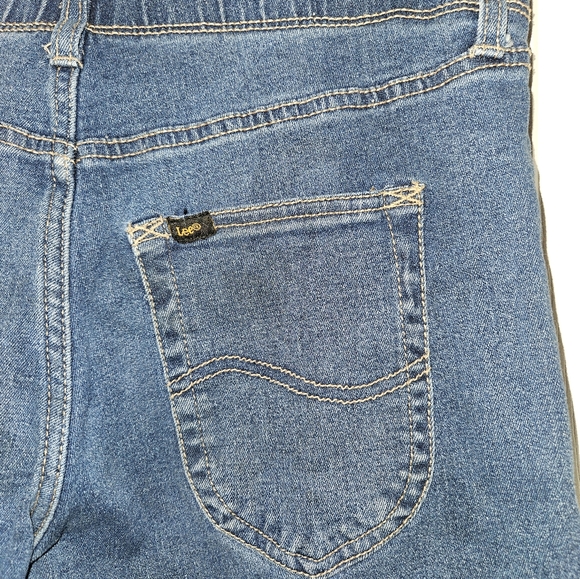 Lee Boys' jeans, 12 Husky, excellent condition - Picture 3 of 3